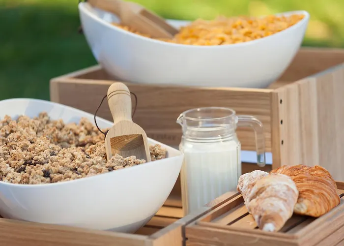 - By Ihg 4* Ratingen